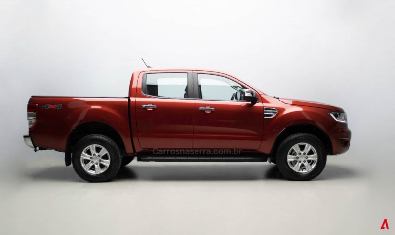RANGER 3.2 XLT 4X4 CD 20V DIESEL 4P AUTOMÁTICO - 2023 - GARIBALDI