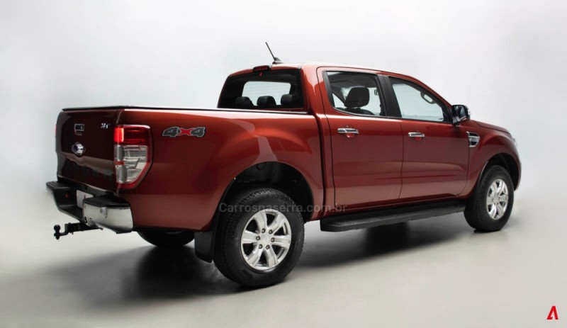 RANGER 3.2 XLT 4X4 CD 20V DIESEL 4P AUTOMÁTICO - 2023 - GARIBALDI