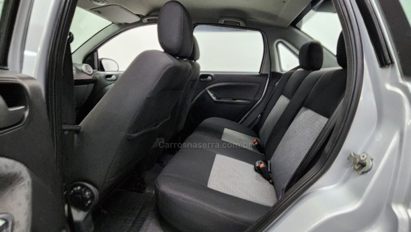FIESTA 1.6 ROCAM SE PLUS 8V FLEX 4P MANUAL - 2014 - BENTO GONçALVES