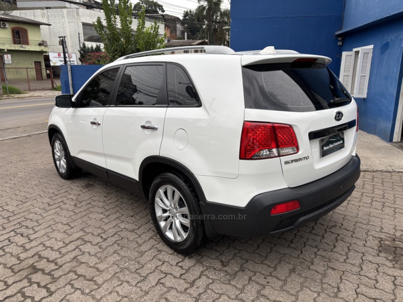 SORENTO 2.4 EX2 4X2 16V GASOLINA 4P AUTOMÁTICO - 2012 - CAXIAS DO SUL