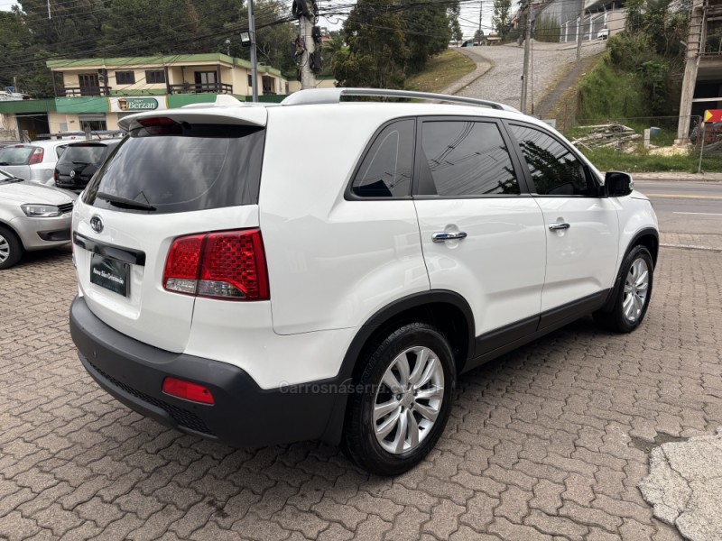 SORENTO 2.4 EX2 4X2 16V GASOLINA 4P AUTOMÁTICO - 2012 - CAXIAS DO SUL