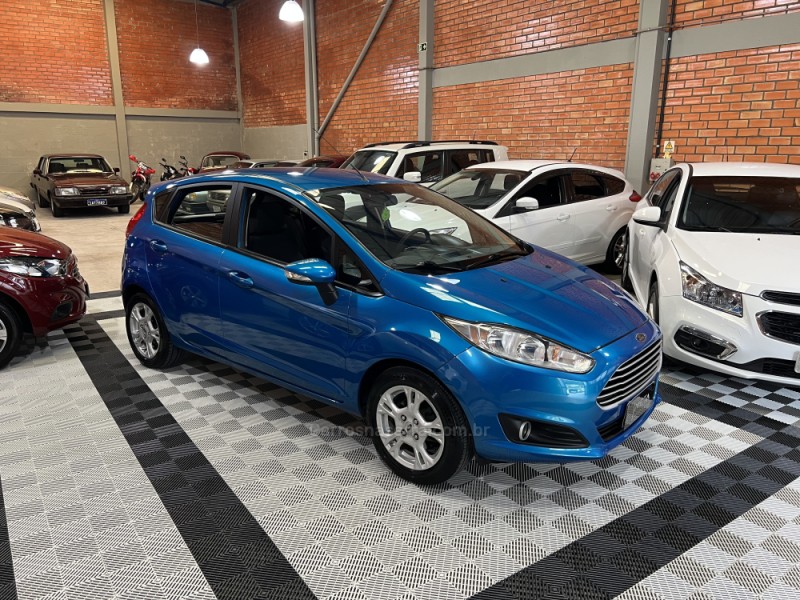 FIESTA 1.6 SE HATCH 16V FLEX 4P MANUAL - 2015 - BENTO GONçALVES