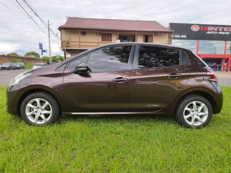 208 1.5 ACTIVE PACK 8V FLEX 4P MANUAL - 2014 - NOVO HAMBURGO