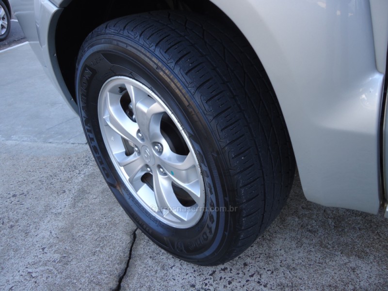 TUCSON 2.0 MPFI GLS BASE 16V 143CV 2WD FLEX 4P AUTOMÁTICO - 2013 - SANTA CLARA DO SUL