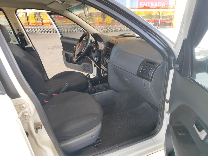 SIENA 1.0 MPI ELX 8V GASOLINA 4P MANUAL - 2010 - FARROUPILHA