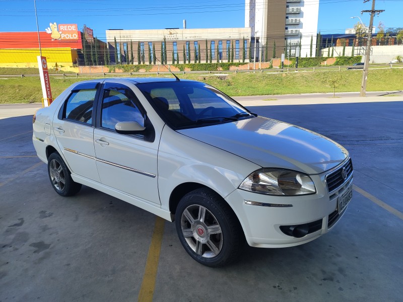 SIENA 1.0 MPI ELX 8V GASOLINA 4P MANUAL - 2010 - FARROUPILHA