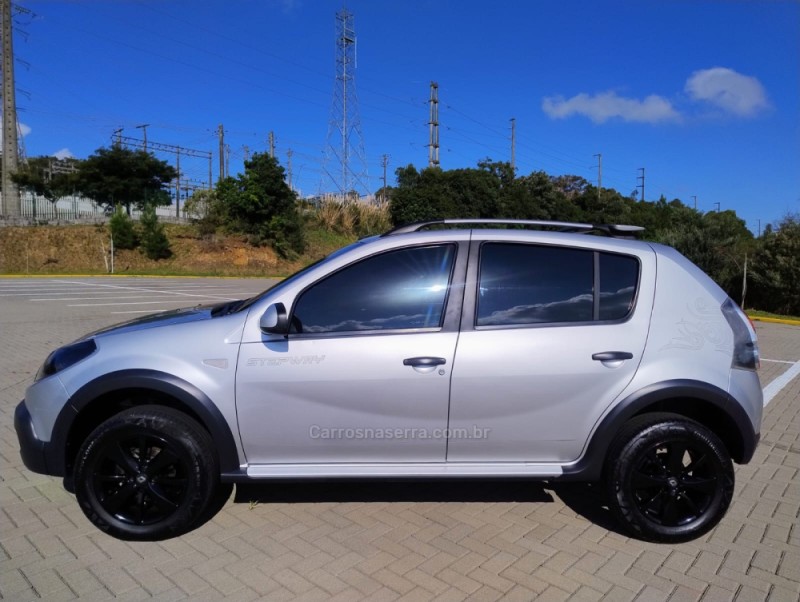 SANDERO 1.6 STEPWAY 8V FLEX 4P MANUAL - 2012 - CAXIAS DO SUL