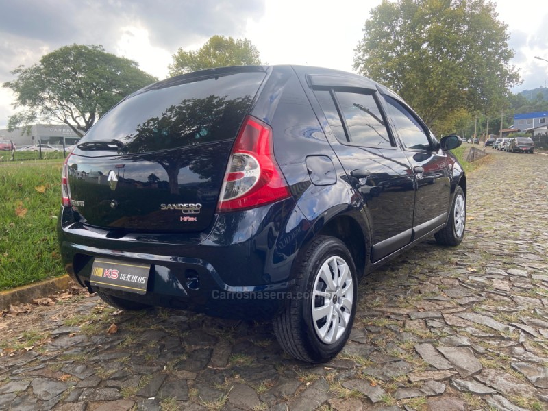 SANDERO 1.6 EXPRESSION 8V FLEX 4P MANUAL - 2009 - DOIS IRMãOS
