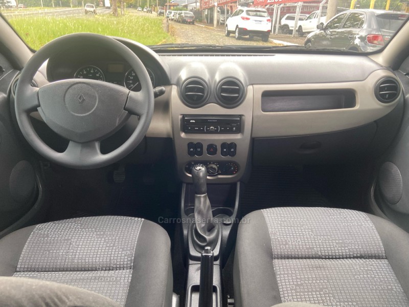SANDERO 1.6 EXPRESSION 8V FLEX 4P MANUAL - 2009 - DOIS IRMãOS