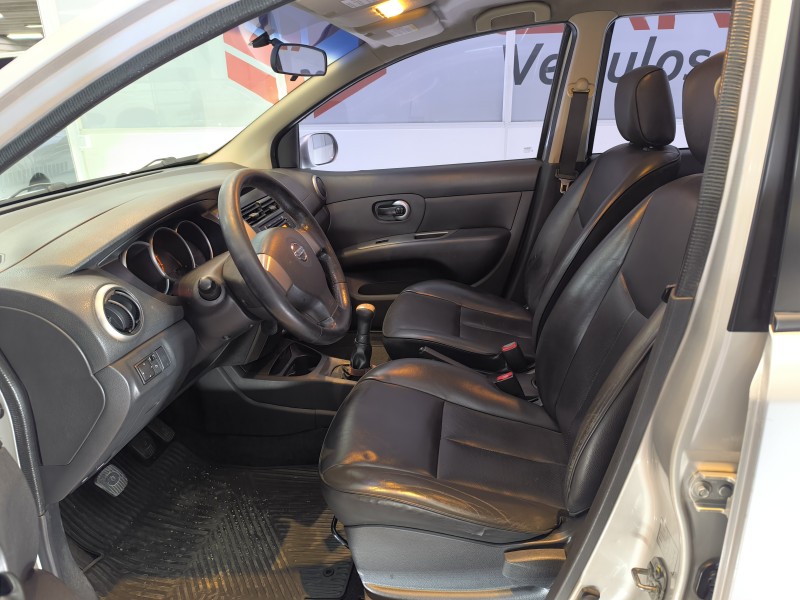 LIVINA 1.6 SL 16V FLEX 4P MANUAL - 2012 - CAXIAS DO SUL