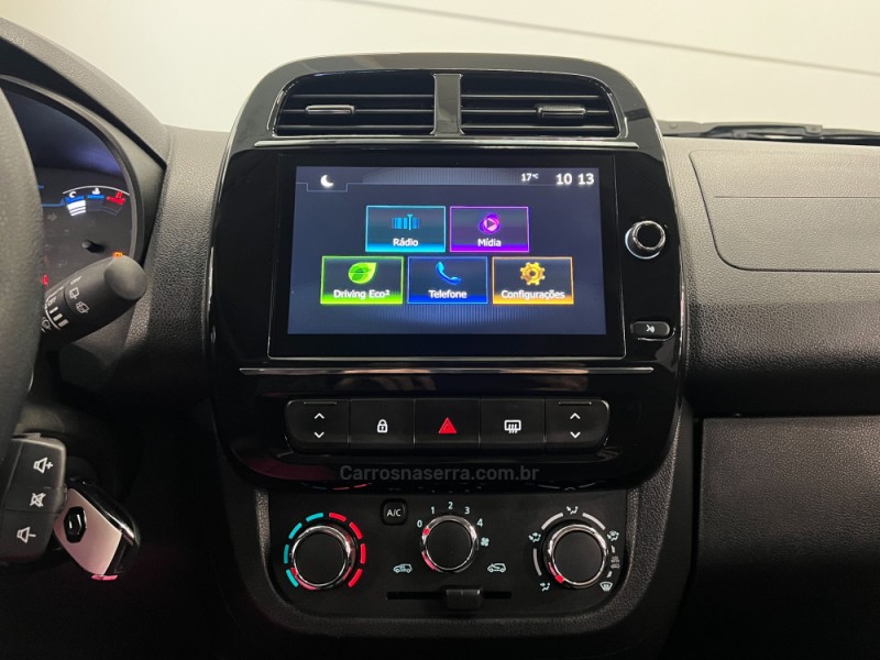 KWID 1.0 12V SCE FLEX INTENSE MANUAL - 2024 - FLORES DA CUNHA