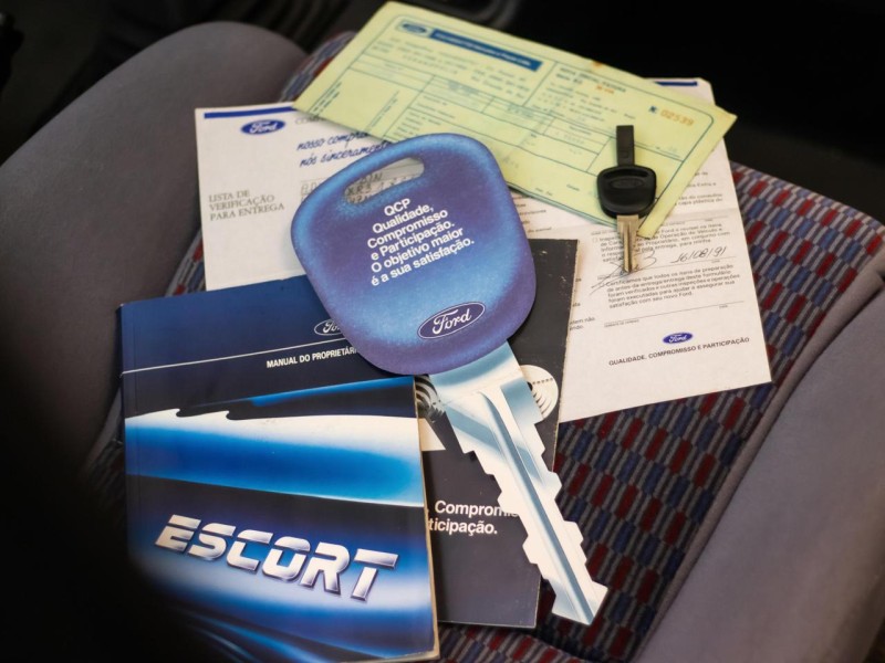 ESCORT 1.8 XR3 8V ÁLCOOL 2P MANUAL - 1991 - CAXIAS DO SUL