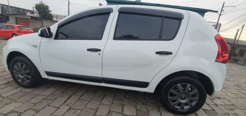 SANDERO 1.0 EXPRESSION 16V FLEX 4P MANUAL