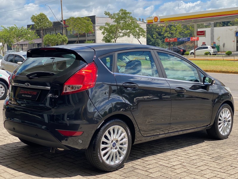 FIESTA 1.6 TITANIUM HATCH 16V FLEX 4P AUTOMÁTICO - 2014 - CAXIAS DO SUL
