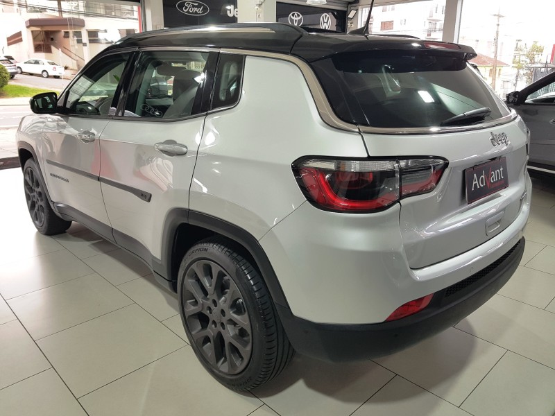 COMPASS 2.0 16V FLEX LIMITED AUTOMÁTICO - 2018 - CAXIAS DO SUL