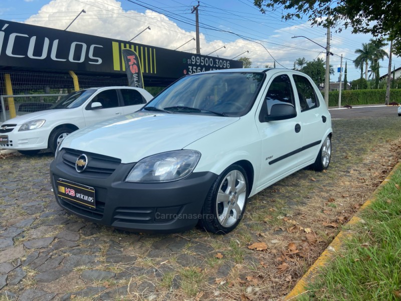 CELTA 1.0 MPFI VHC SPIRIT 8V GASOLINA 4P MANUAL - 2007 - DOIS IRMãOS