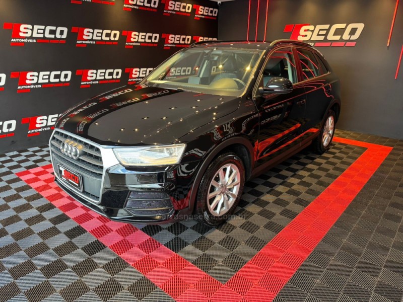 Q3 1.4 TFSI AMBIENTE GASOLINA 4P S TRONIC - 2019 - PASSO FUNDO