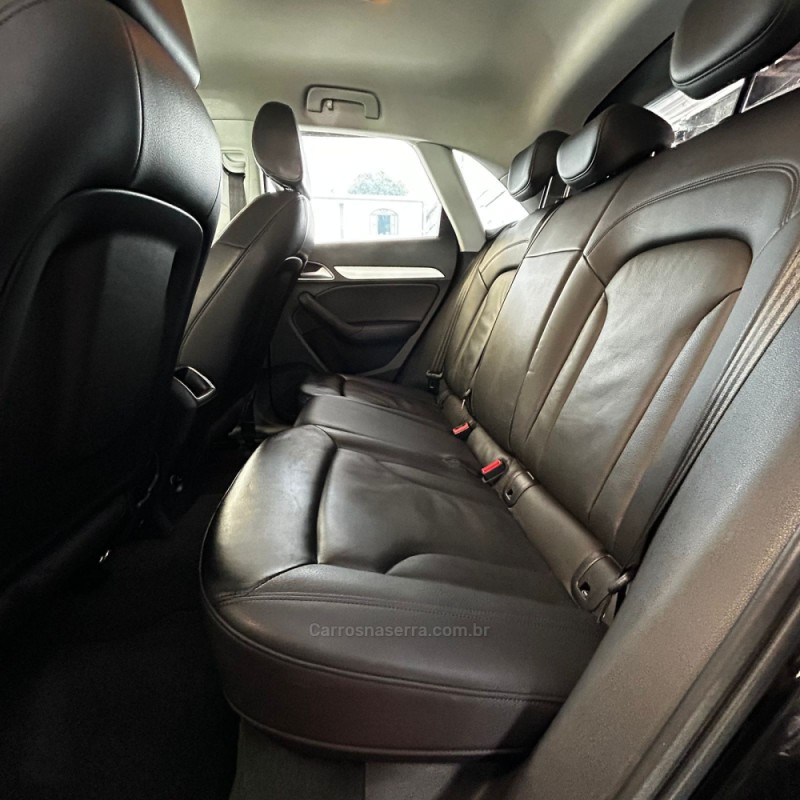 Q3 1.4 TFSI AMBIENTE GASOLINA 4P S TRONIC - 2019 - PASSO FUNDO