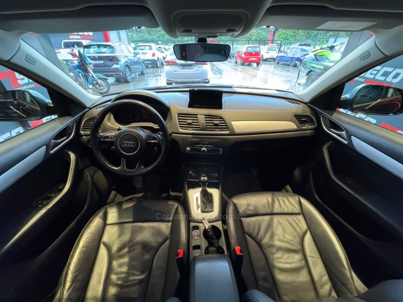Q3 1.4 TFSI AMBIENTE GASOLINA 4P S TRONIC - 2019 - PASSO FUNDO