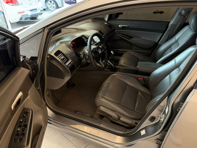 CIVIC 1.8 LXL SE 16V FLEX 4P MANUAL - 2011 - BENTO GONçALVES