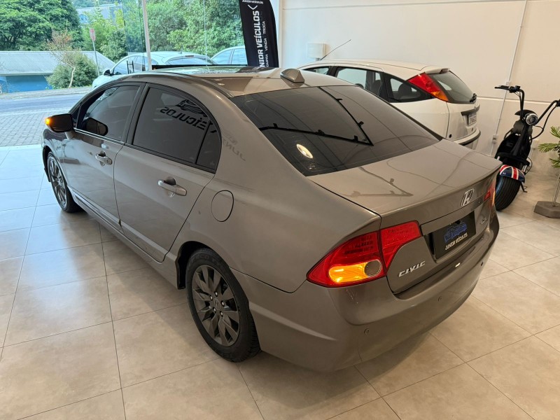 CIVIC 1.8 LXL SE 16V FLEX 4P MANUAL - 2011 - BENTO GONçALVES