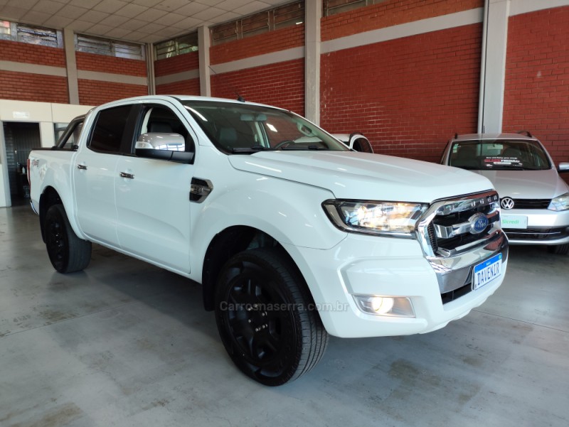 RANGER 3.2 XLT 4X4 CD 20V DIESEL 4P MANUAL - 2017 - TAQUARA