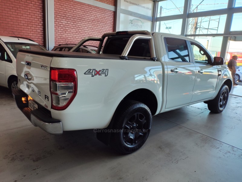 RANGER 3.2 XLT 4X4 CD 20V DIESEL 4P MANUAL - 2017 - TAQUARA