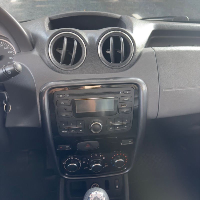 DUSTER 1.6 DYNAMIQUE 4X2 16V FLEX 4P MANUAL - 2013 - CAXIAS DO SUL