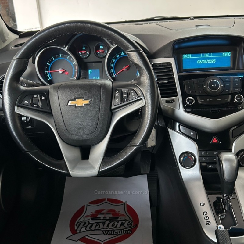 CRUZE 1.8 LT 16V FLEX 4P AUTOMÁTICO - 2016 - VACARIA
