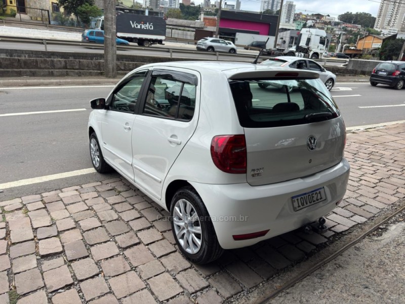 FOX 1.0 MI 8V FLEX 4P MANUAL - 2010 - CAXIAS DO SUL