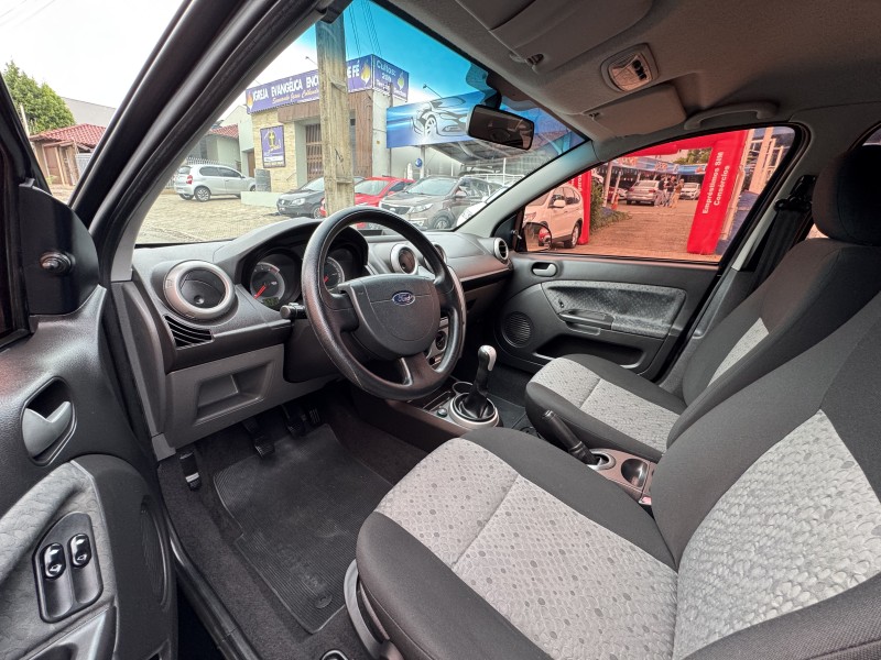 FIESTA 1.0 MPI HATCH 8V FLEX 4P MANUAL - 2012 - DOIS IRMãOS