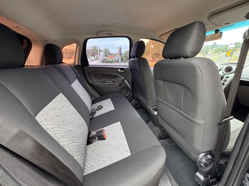 FIESTA 1.0 MPI HATCH 8V FLEX 4P MANUAL - 2012 - DOIS IRMãOS