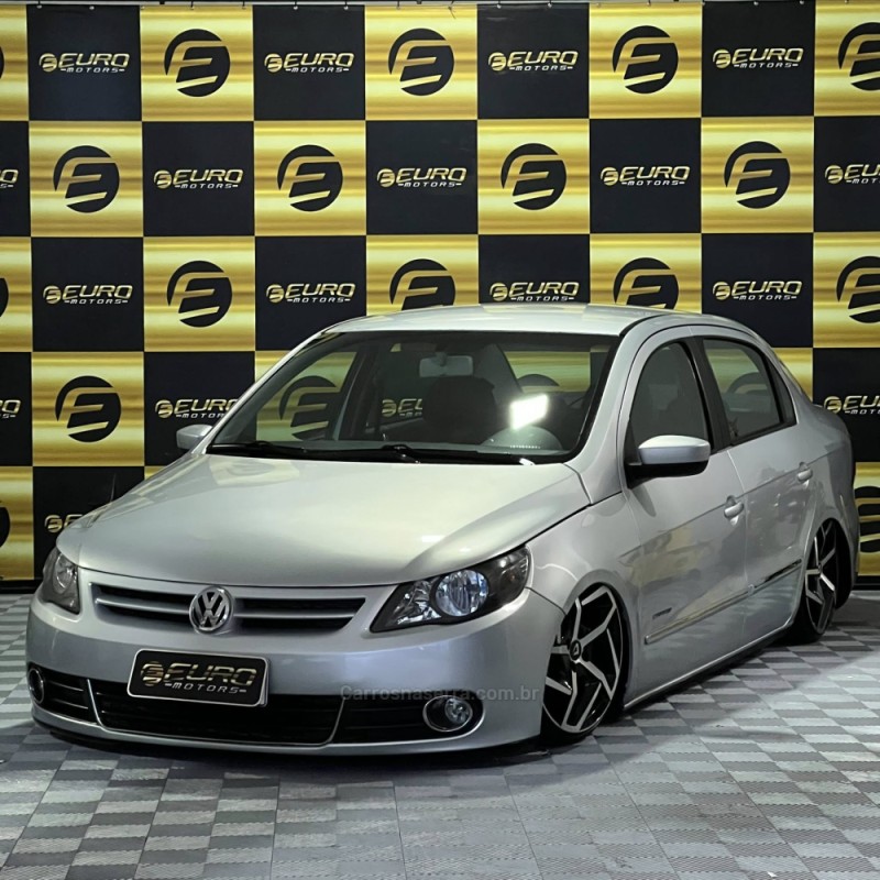 VOYAGE 1.6 MI COMFORTLINE 8V FLEX 4P MANUAL - 2010 - PORTãO