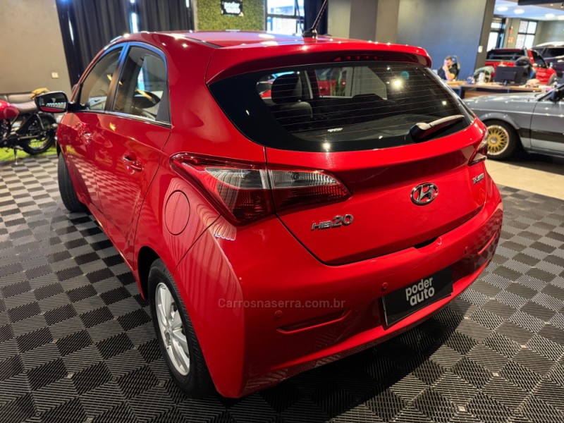 HB20 1.6 COMFORT PLUS 16V FLEX 4P MANUAL - 2014 - FARROUPILHA