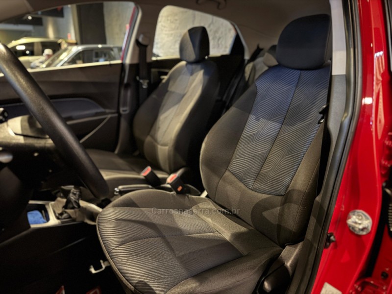 HB20 1.6 COMFORT PLUS 16V FLEX 4P MANUAL - 2014 - FARROUPILHA