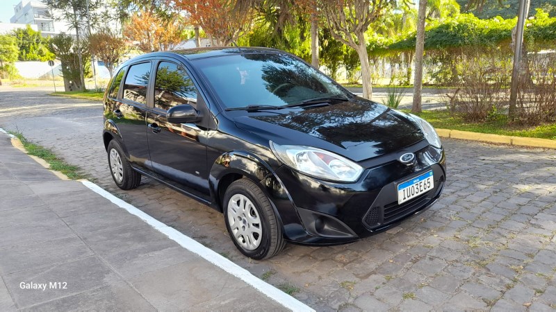 FIESTA 1.6 ROCAM SE 8V FLEX 4P MANUAL - 2014 - FARROUPILHA