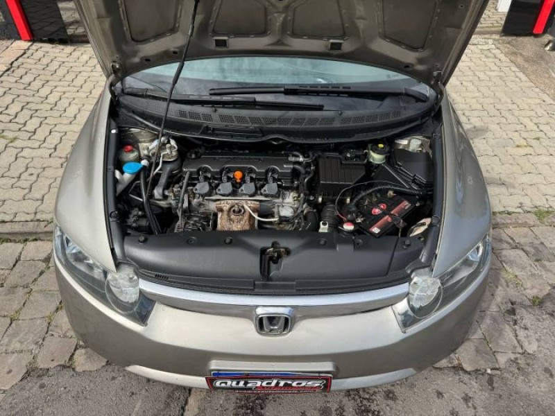 CIVIC 1.8 LXS 16V GASOLINA 4P MANUAL - 2008 - CAXIAS DO SUL