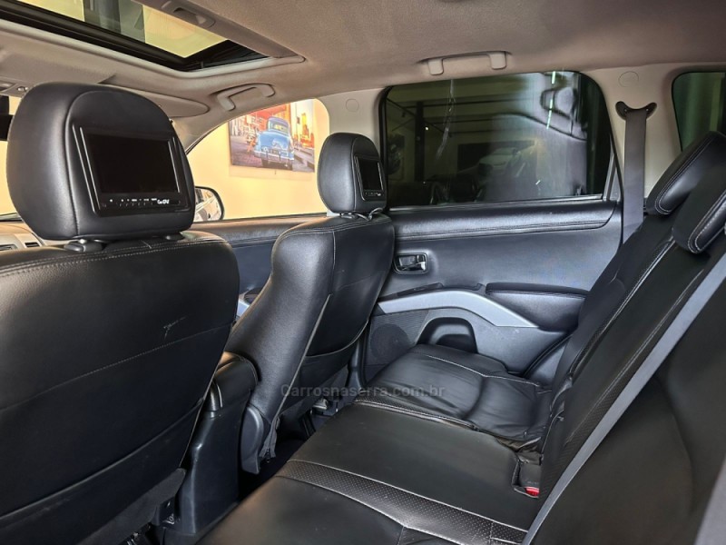 OUTLANDER 3.0 GT 4X4 V6 24V GASOLINA 4P AUTOMÁTICO - 2012 - NOVO HAMBURGO