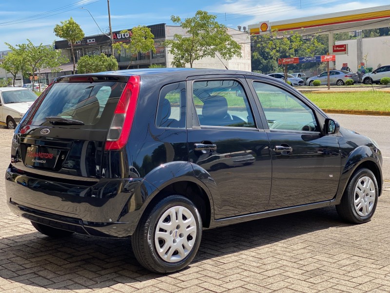 FIESTA 1.0 ROCAM SE 8V FLEX 4P MANUAL - 2014 - CAXIAS DO SUL