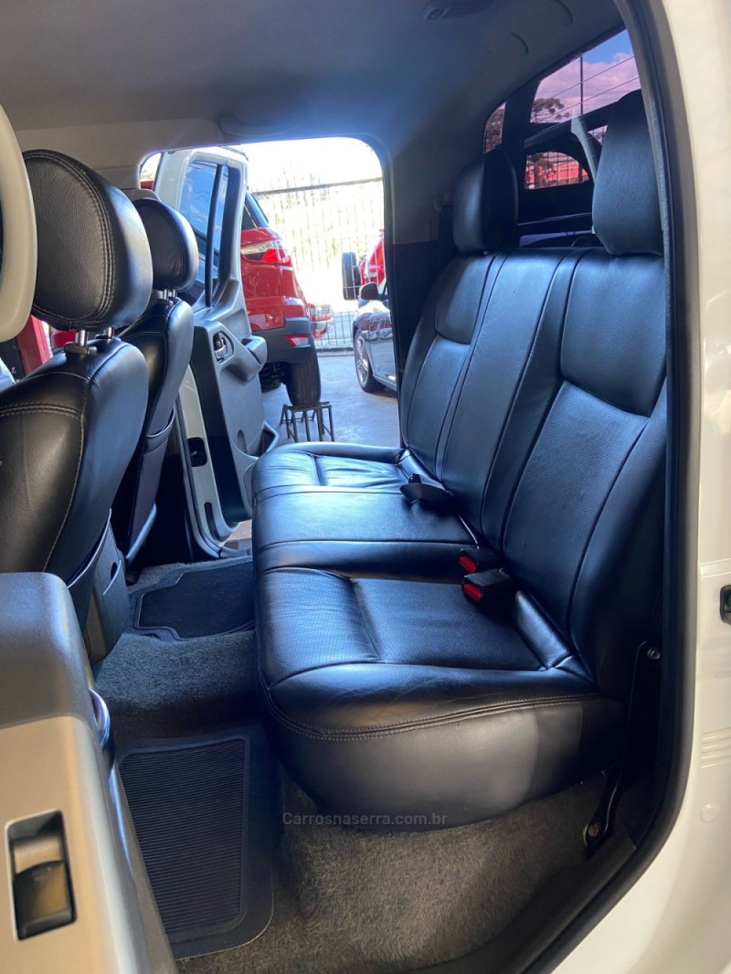 FRONTIER 2.5 PLATINUM 4X4 CD TURBO ELETRONIC DIESEL 4P AUTOMÁTICO - 2014 - CAXIAS DO SUL