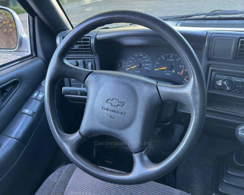 S10 4.3 SFI DLX 4X2 CS V6 12V GASOLINA 2P MANUAL - 1998 - TAQUARA