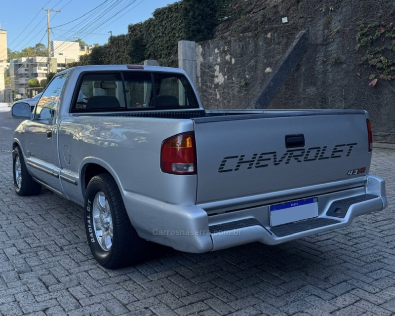 S10 4.3 SFI DLX 4X2 CS V6 12V GASOLINA 2P MANUAL - 1998 - TAQUARA