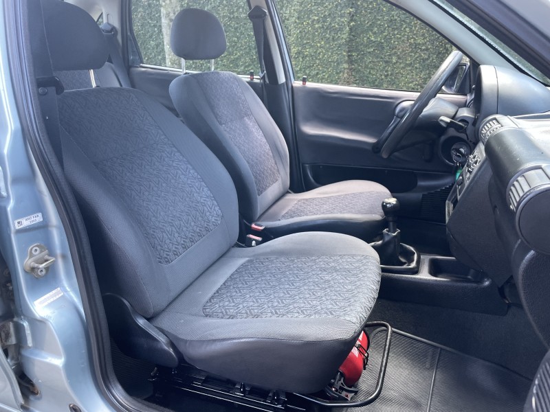 CORSA 1.0 MPFI CLASSIC SEDAN 8V GASOLINA 4P MANUAL - 2003 - CAXIAS DO SUL