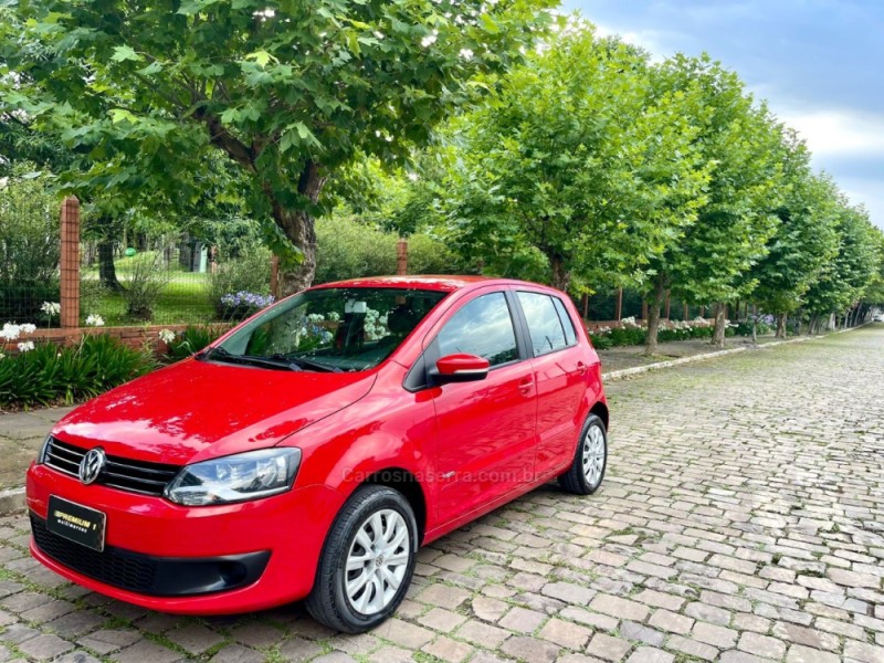 FOX 1.6 MI 8V FLEX 4P MANUAL - 2013 - BENTO GONçALVES