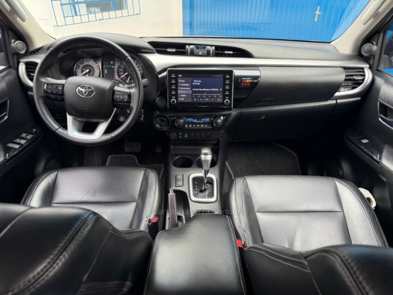 HILUX 2.8 SR 4X4 CD 16V DIESEL 4P AUTOMÁTICO - 2022 - VACARIA