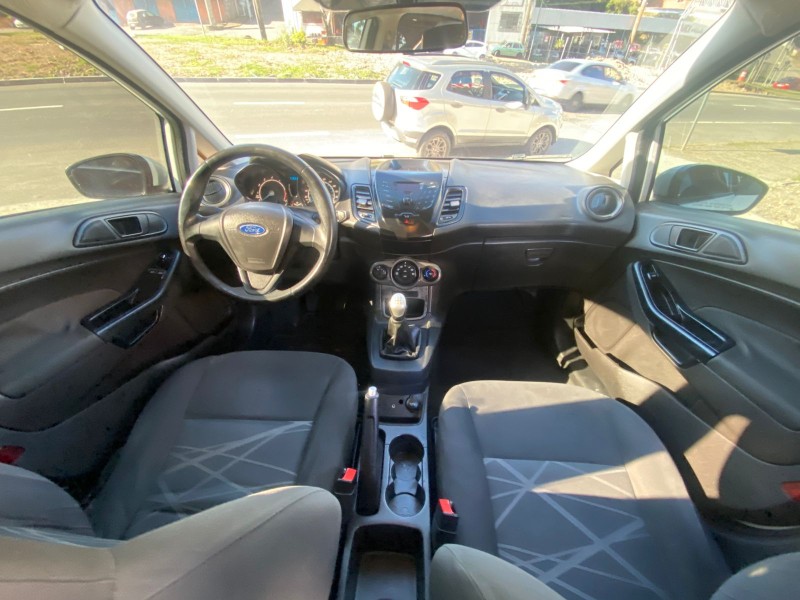 FIESTA 1.5 SE HATCH 16V FLEX 4P MANUAL - 2012 - CAXIAS DO SUL
