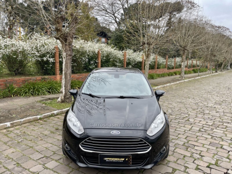 FIESTA 1.6 TITANIUM HATCH 16V FLEX 4P AUTOMÁTICO - 2017 - BENTO GONçALVES