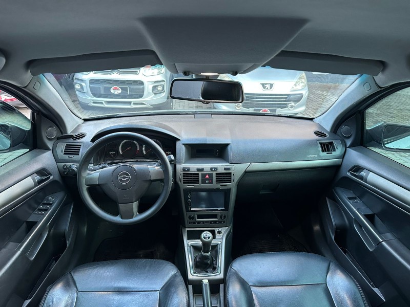 VECTRA 2.0 MPFI GT HATCH 8V FLEX 4P MANUAL - 2010 - CAXIAS DO SUL