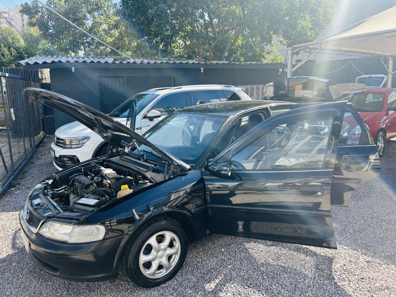 VECTRA 2.2 MPFI GLS 8V GASOLINA 4P MANUAL - 1998 - CAXIAS DO SUL
