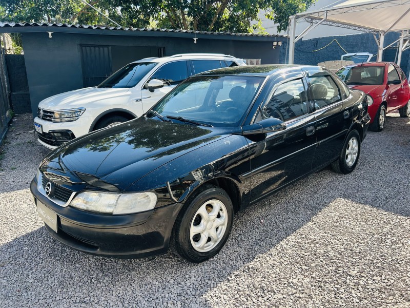 VECTRA 2.2 MPFI GLS 8V GASOLINA 4P MANUAL - 1998 - CAXIAS DO SUL